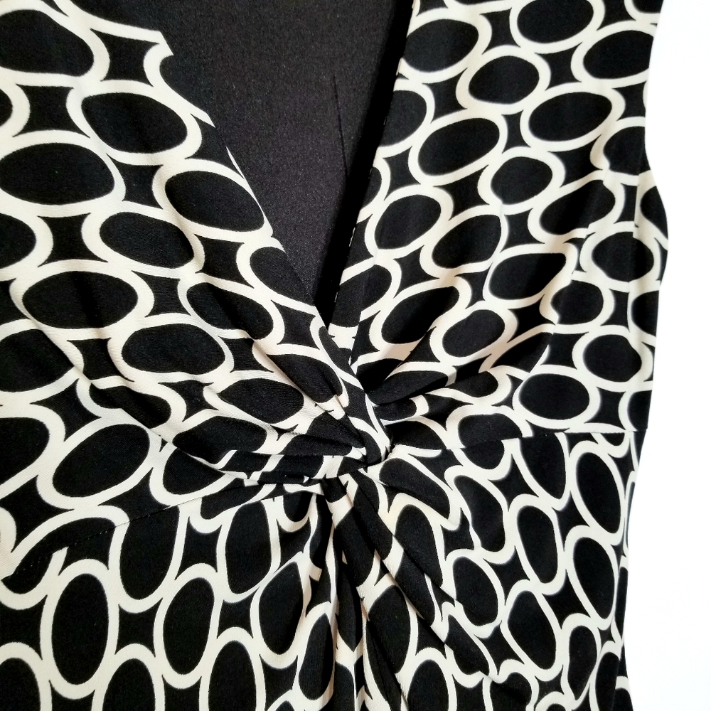 White House Black Market Dress Women’s 4 Black & White Sleeveless Faux Wrap - Picture 2 of 8
